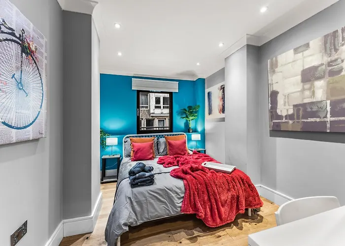 Comfortable Centre For Contractors And Couples - Centre * Bristol