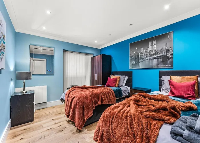 Comfortable Centre For Contractors And Couples - Centre * Bristol