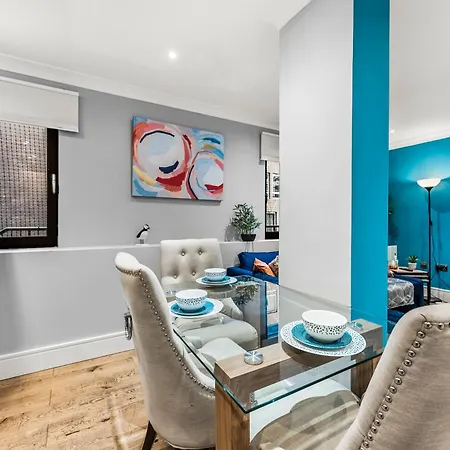 شقة Comfortable Centre For Contractors And Couples - Centre بريستول