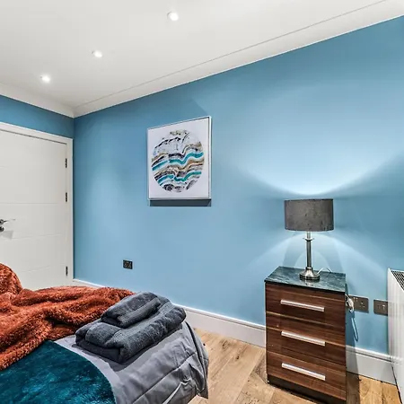Apartment Comfortable Centre For Contractors And Couples - Centre Bristol