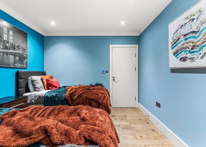 Comfortable Centre For Contractors And Couples - Centre Apartment