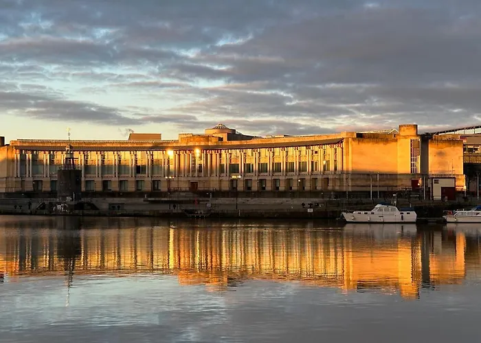 Comfortable Centre For Contractors And Couples - Centre Apartament Bristol